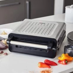 George Foreman 28000-56 - Grill Sans Fumée - 1500W - Boîtier En Aci... -Magasin De Cuisine Électrique george foreman 28000 56 grill sans fumee 1500w boitier en acier inoxydable revetement antiadhesif 10282910 26544694 1140x1140